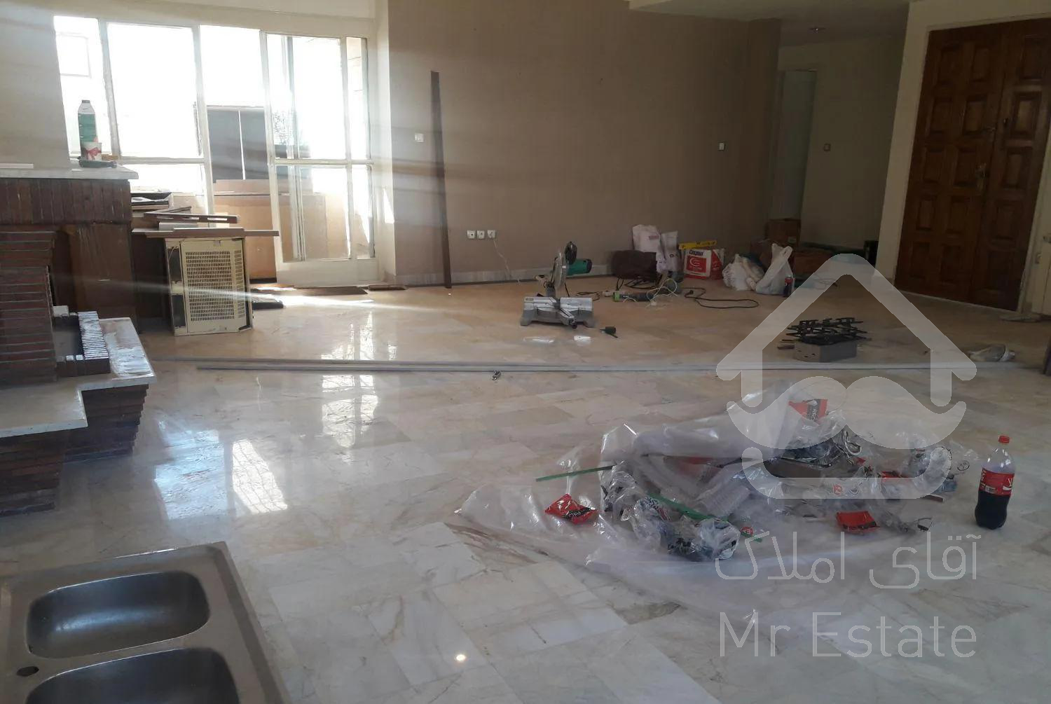 قلهک ۱۲۰ متری