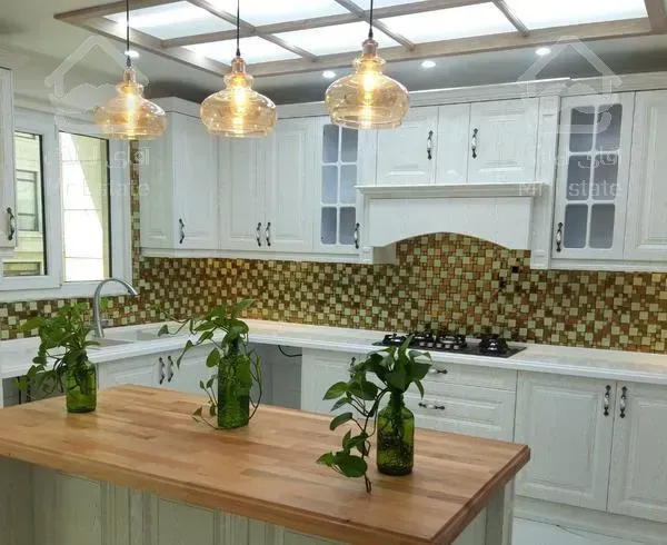 آپارتمان ۱۴۵متر سعادت آباد۲پارکینگ ۲ انباری