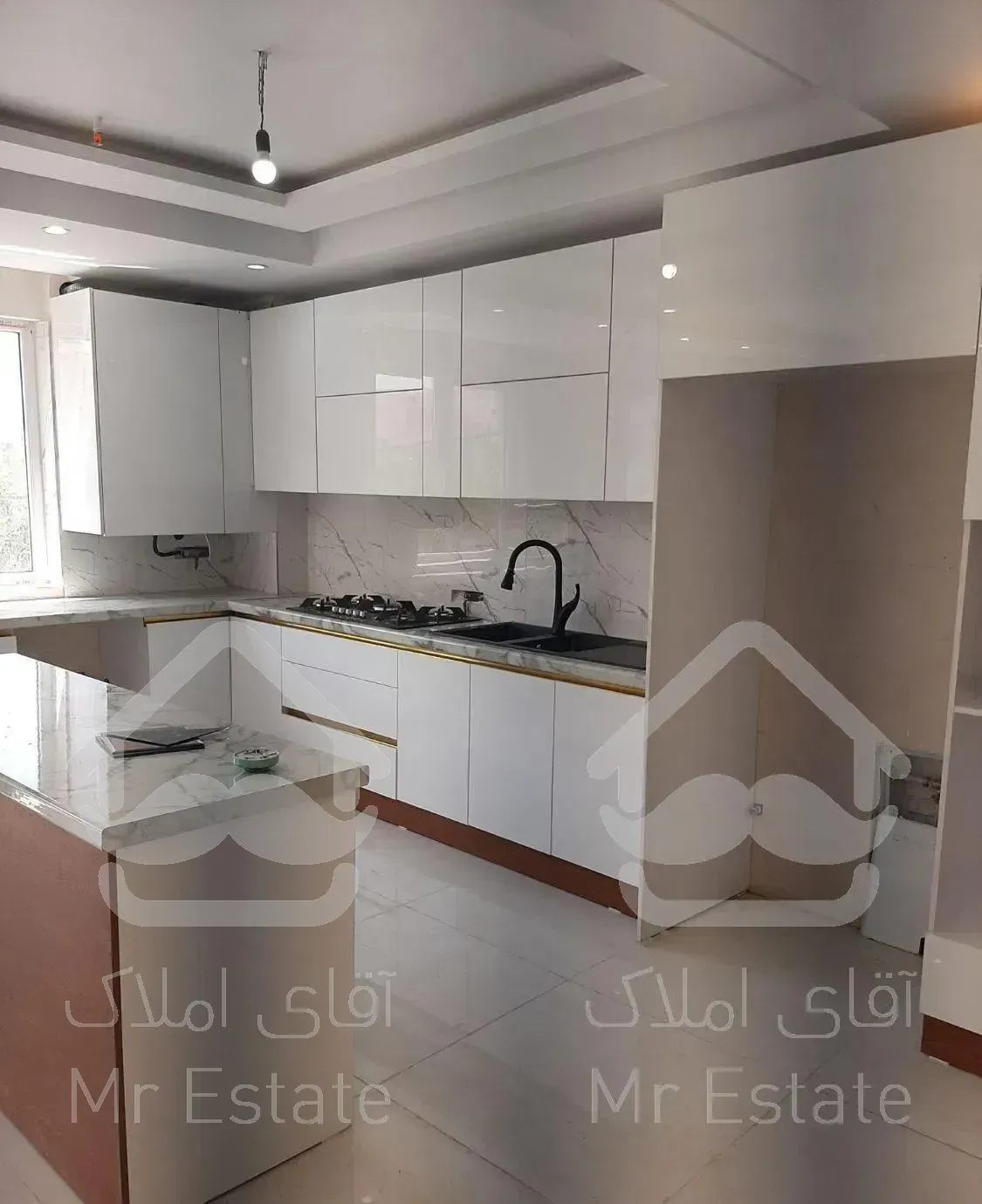 ۱۳۷متر فول امکانات