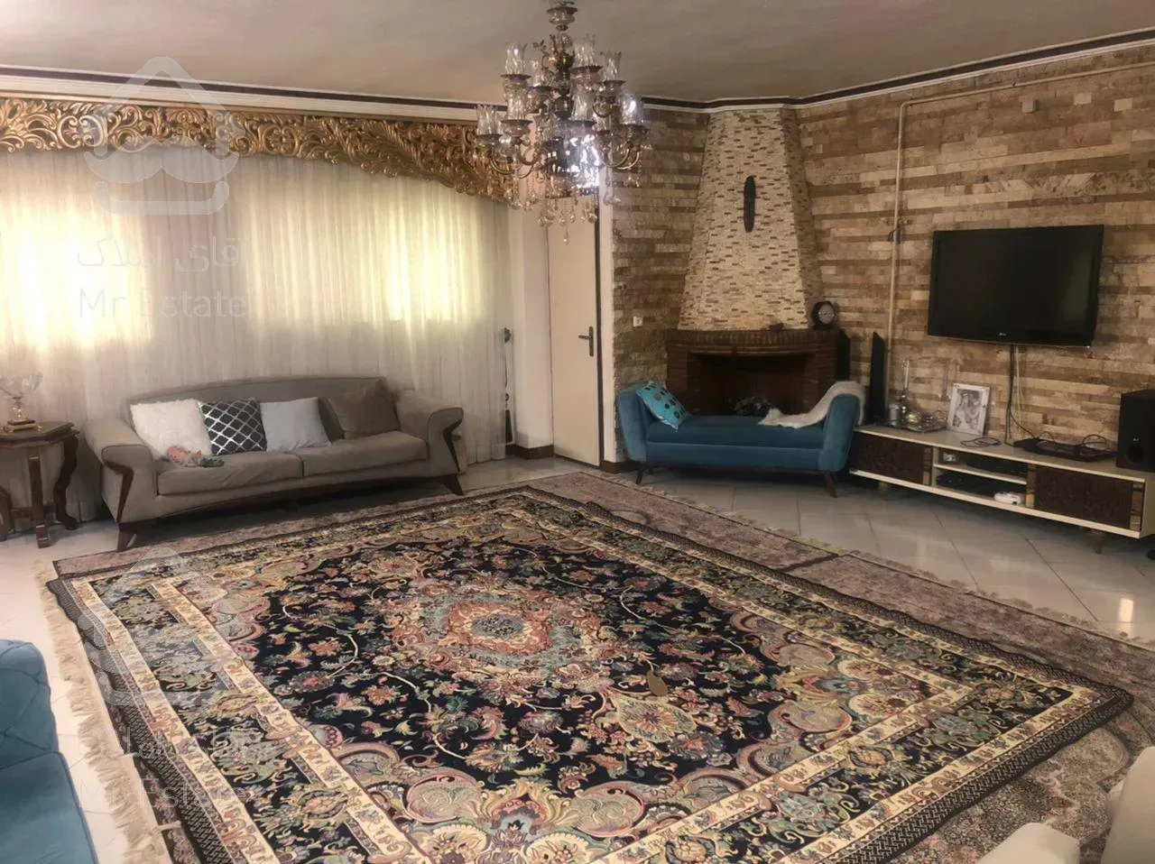 آپارتمان 11۵ متری آفتاب ۲۲