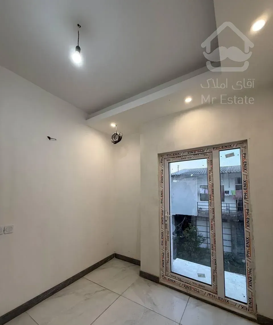 آپارتمان نوساز با متریال عالی در موقعیت طلایی