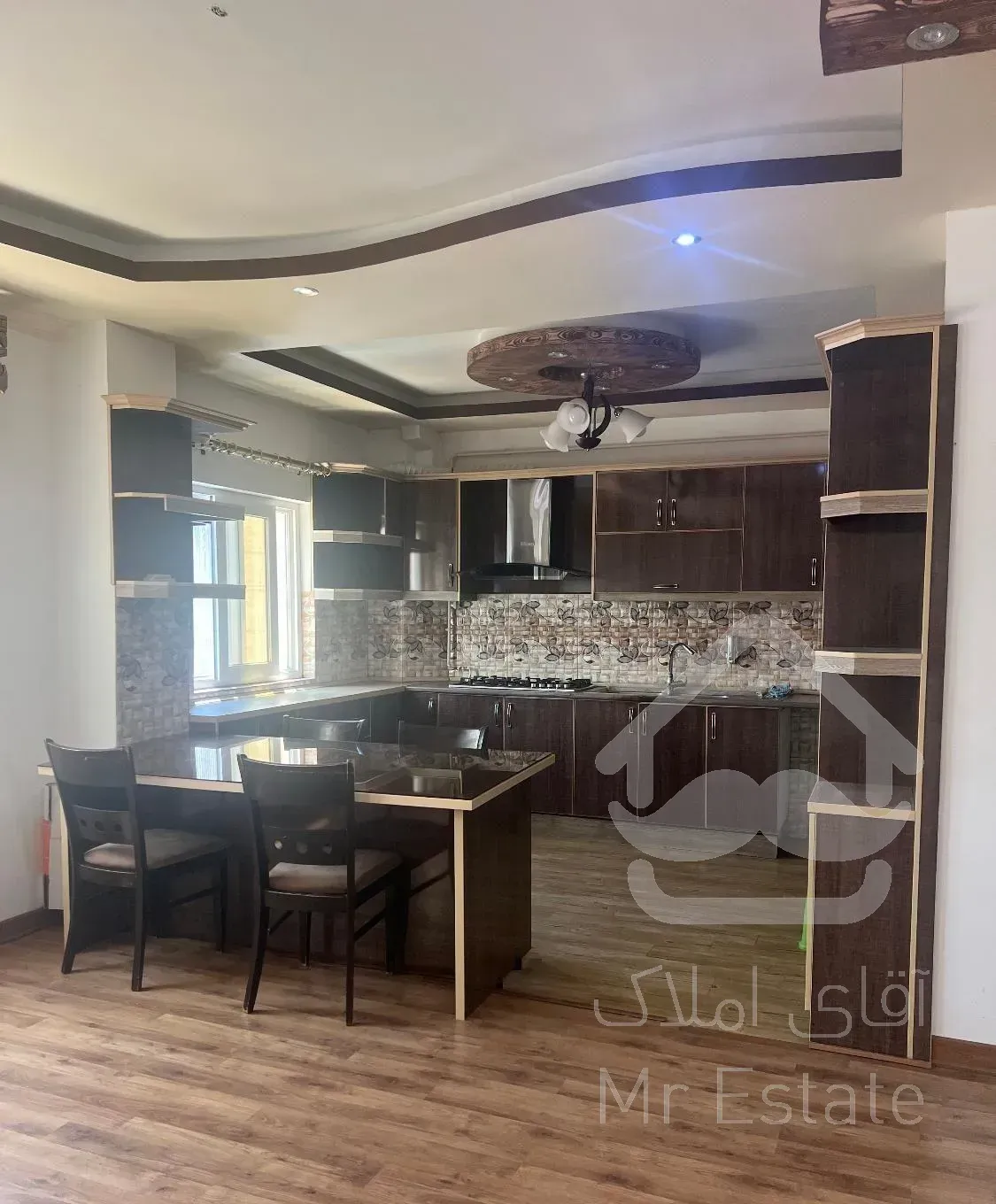 رهن واحد 130 متر در صومعه سرا