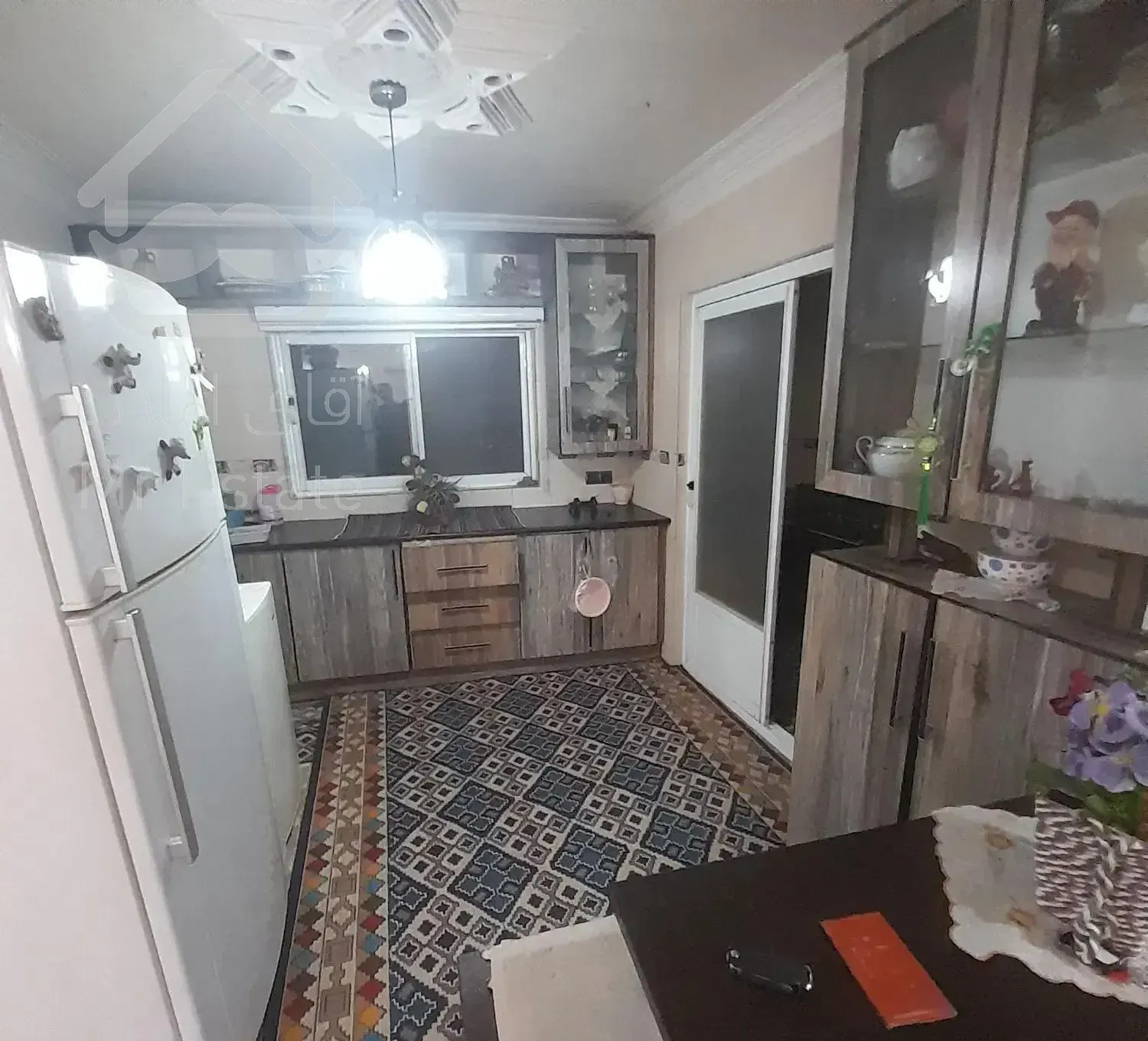 اجاره طبقه اول ترسیاب / ۱۰۰ متری جاده اصلی