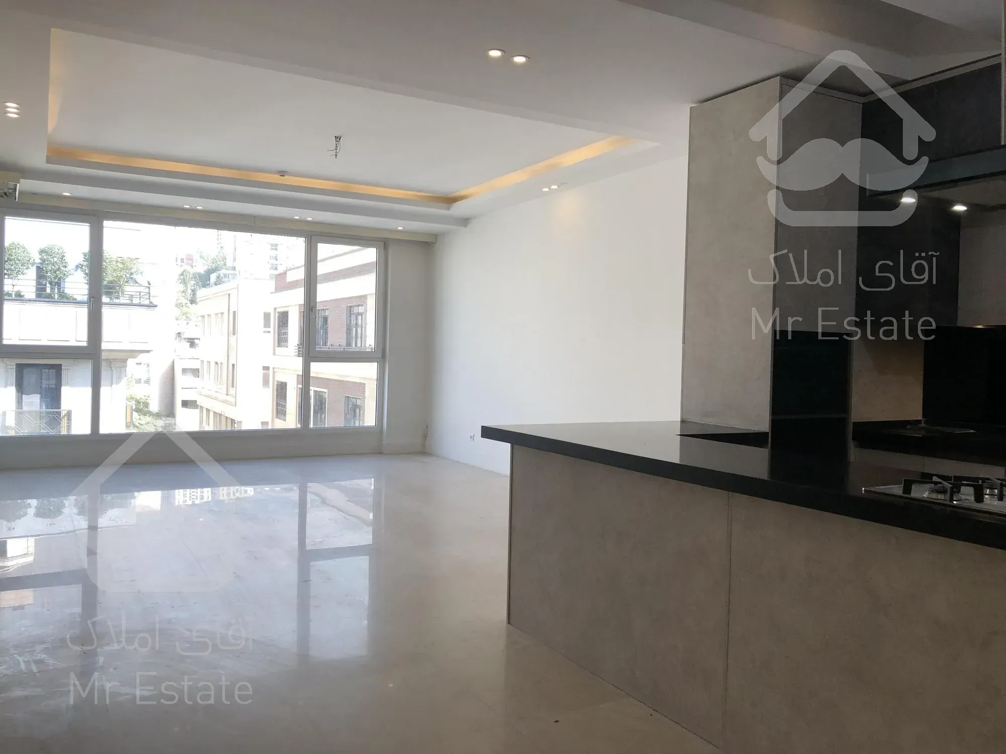 رهن و اجاره آپارتمان سه خوابه آجودانیه