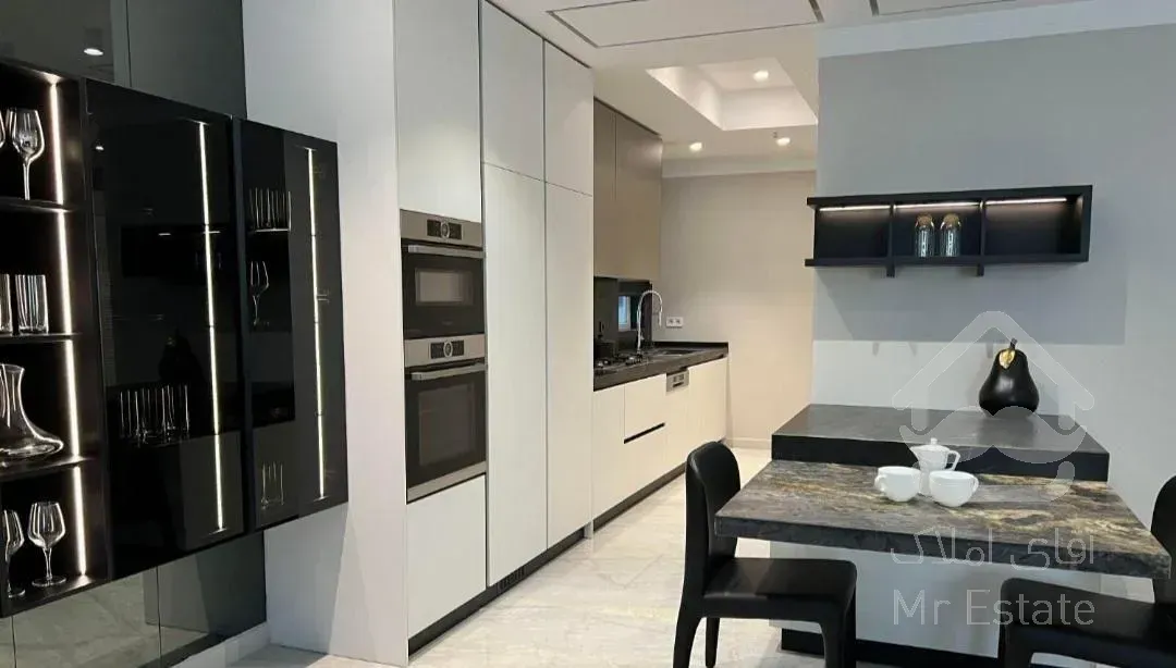 ۱۳۰ متر/۳خوابه/فول فرنیش/شهرک والفجر