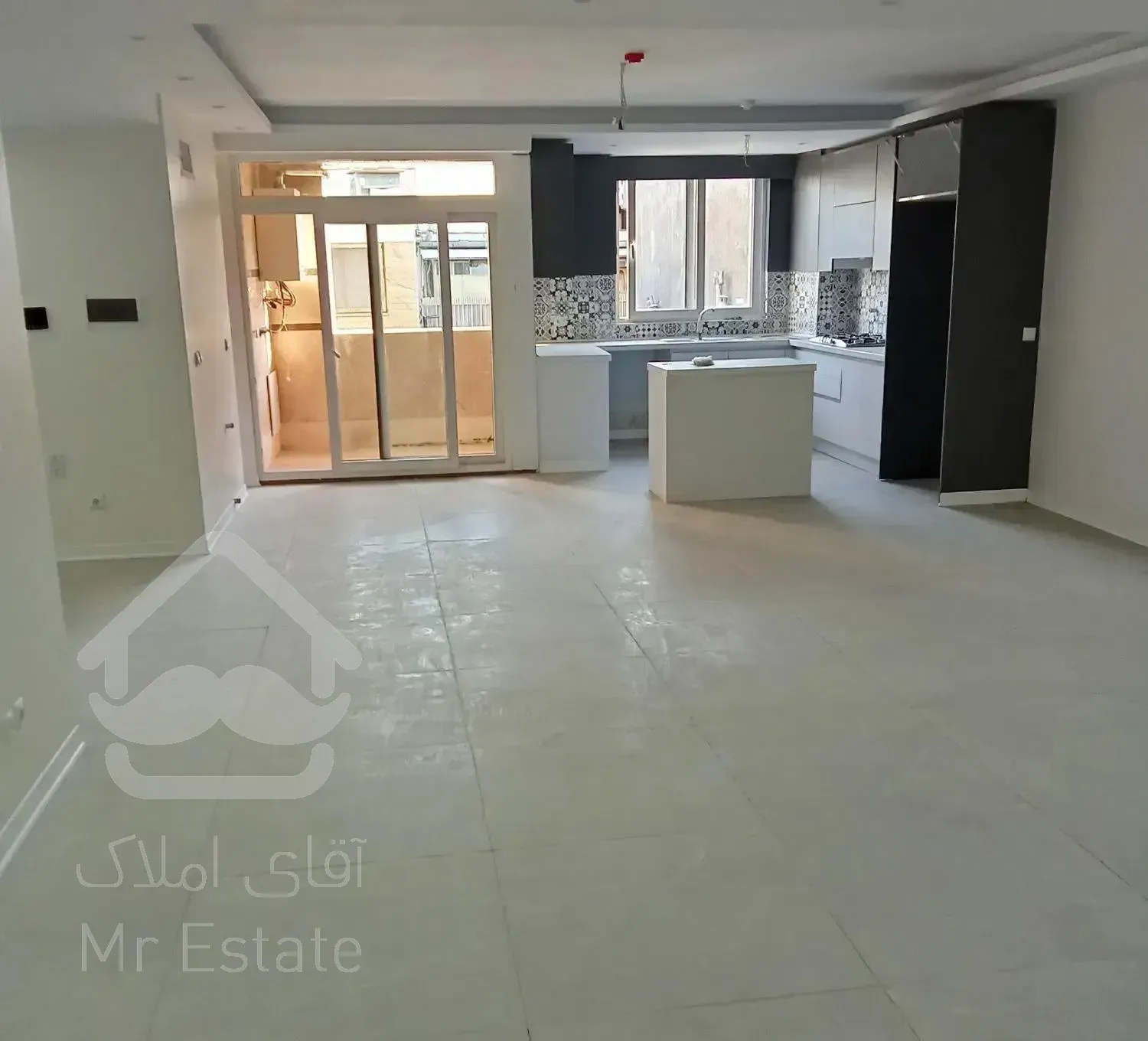 اجاره آپارتمان ۱۱۸ متری/دو خواب/نوساز/میدان انقلاب