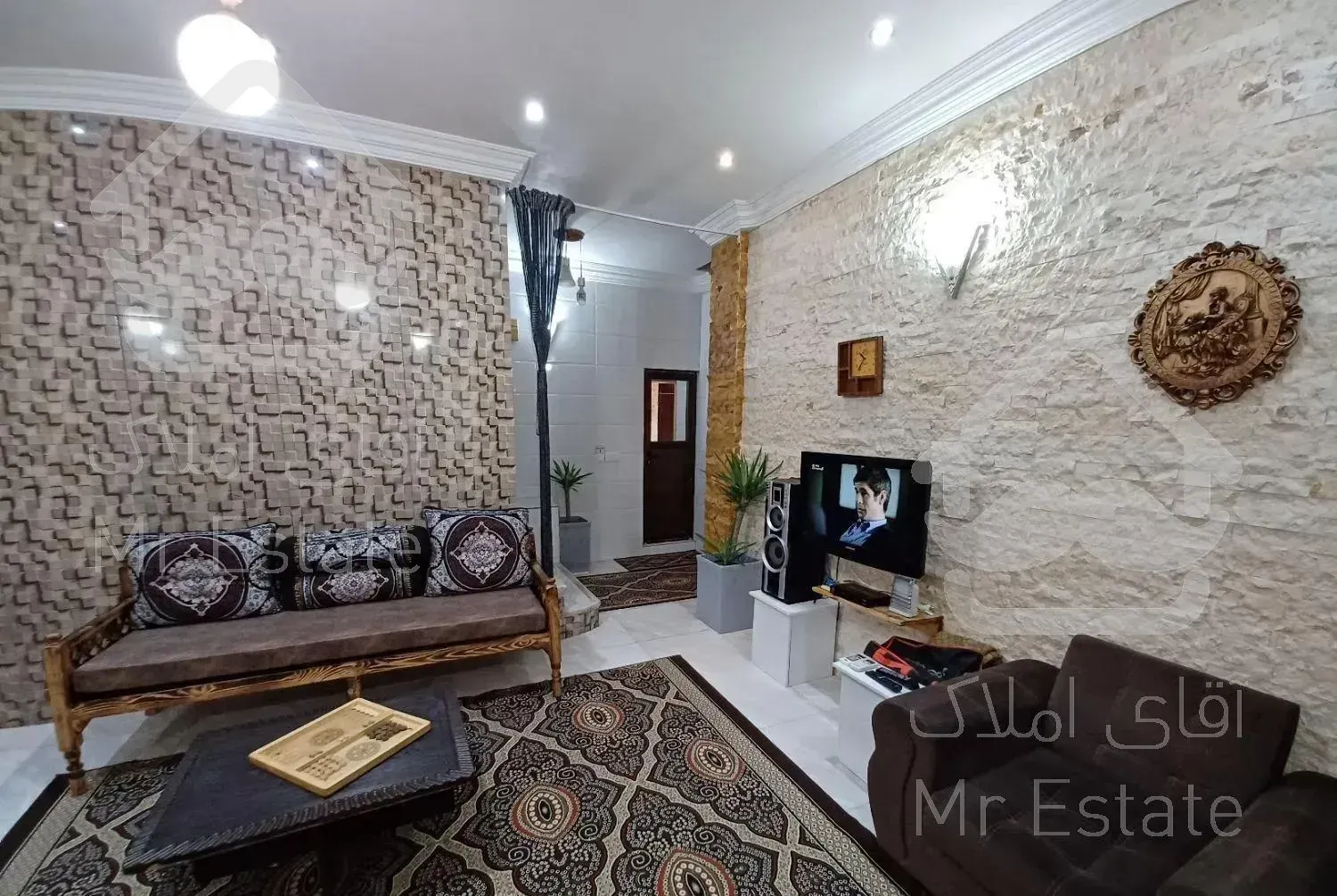 استخرآبگرم،جکوزی،بیلیاردخودم مالکم