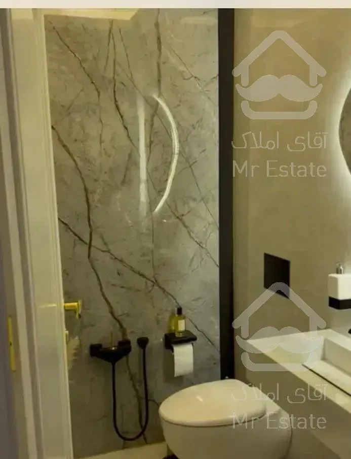 ۱۴۰متر ساسان/۱۵متر تراس گاردن/۳پارکینگ سندی