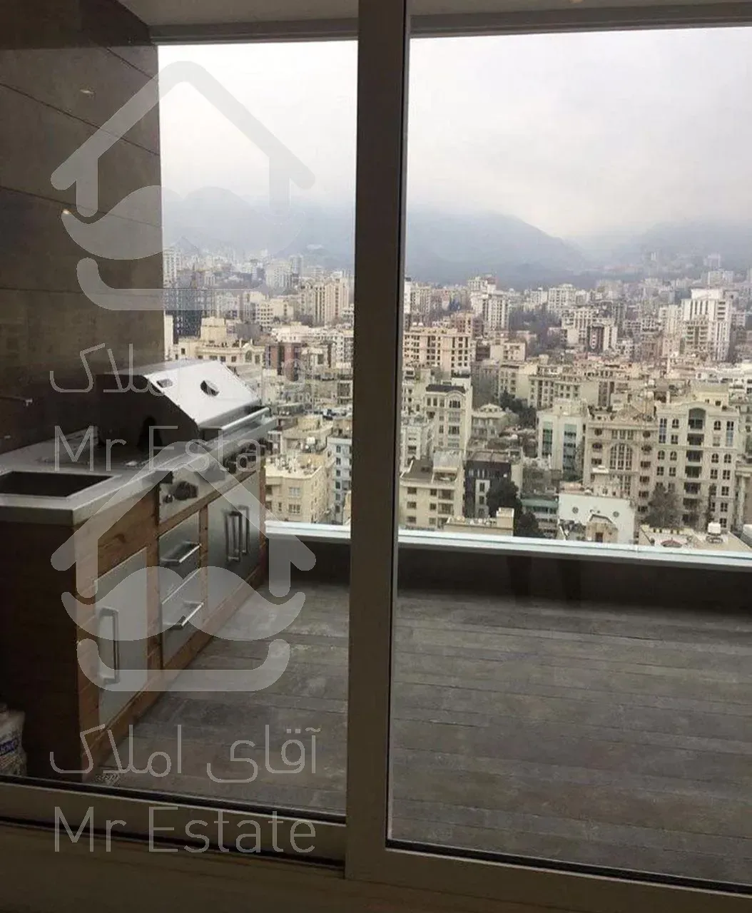 خرید آپارتمان 220 متری نیاوران