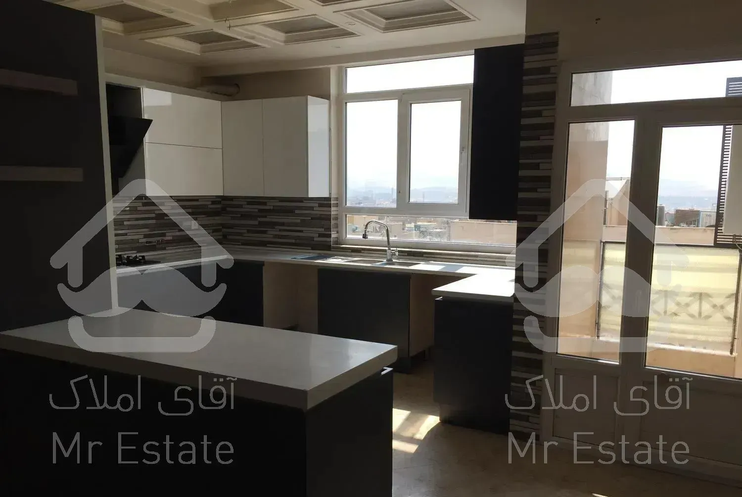 اپارتمان ۸۵متری ۲خوابه