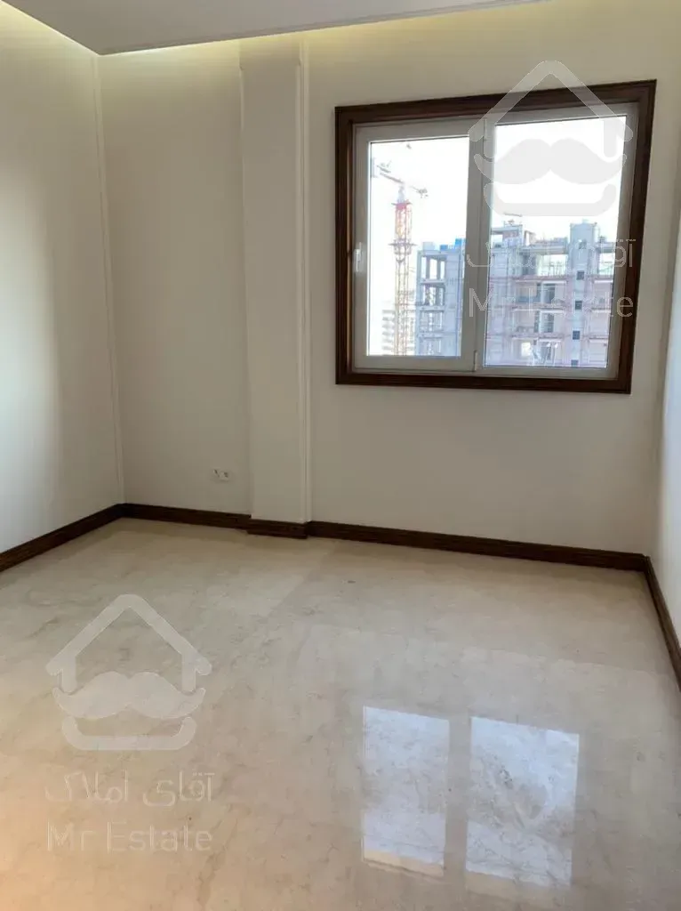 اجاره و رهن آپارتمان زعفرانیه 280  متر شیک