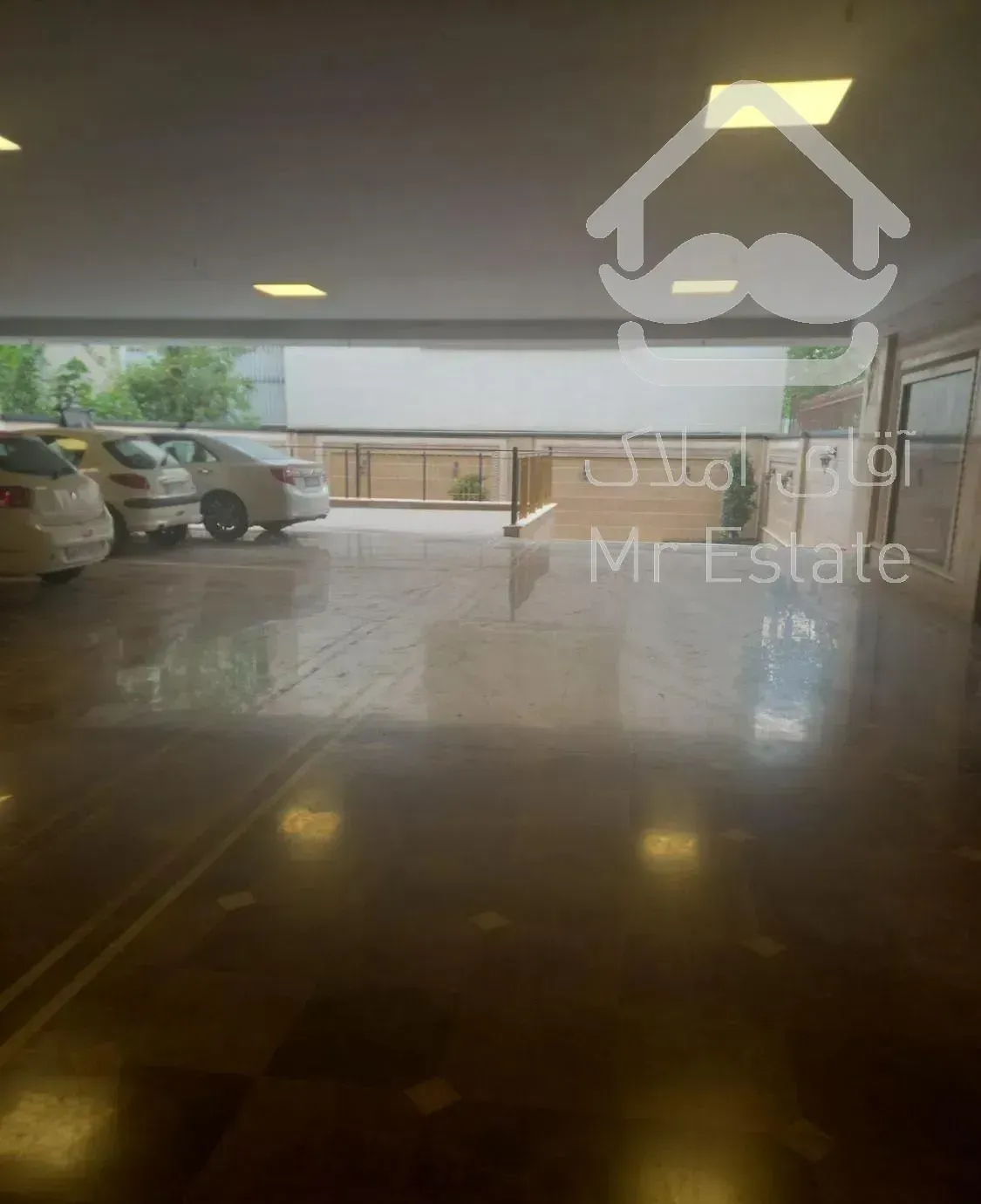 آپارتمان ۳۷۰متر/۴خواب/تکواحدی/۳پارکینگ