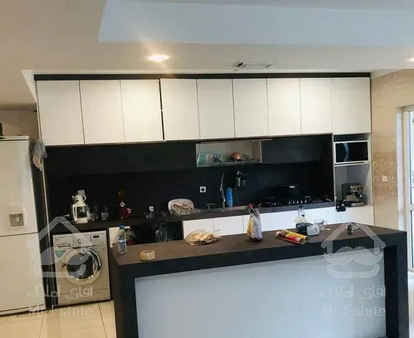 آپارتمان ۲۰۰ متری شهرک راه آهن شهرک گلستان غربی