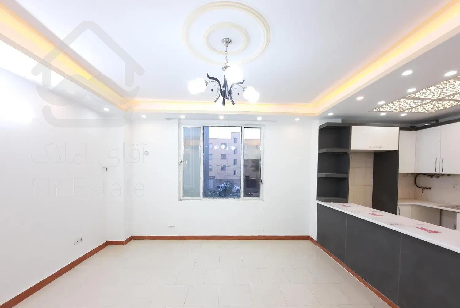 آپارتمان47متری/پارکینگ اختصاصی/روبه آفتاب