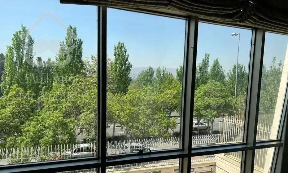 حاشیه حکیم نظامی/توجیه ساخت بالا/تهاتر