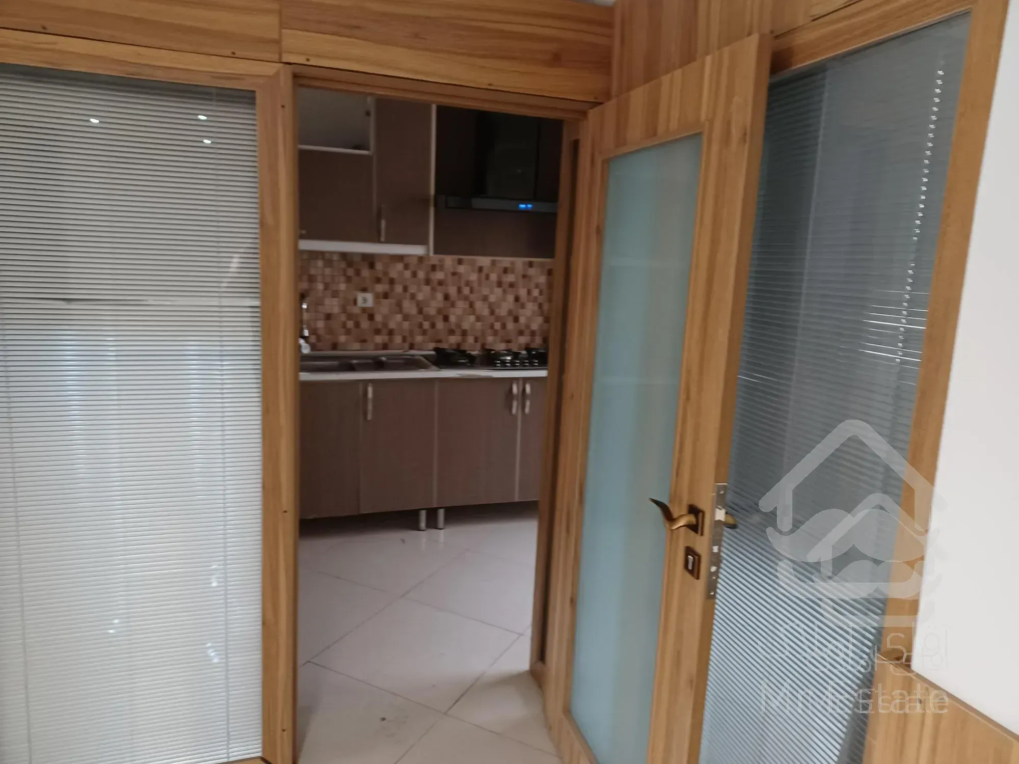 اجاره دفتر اداری صادقیه کاشانی