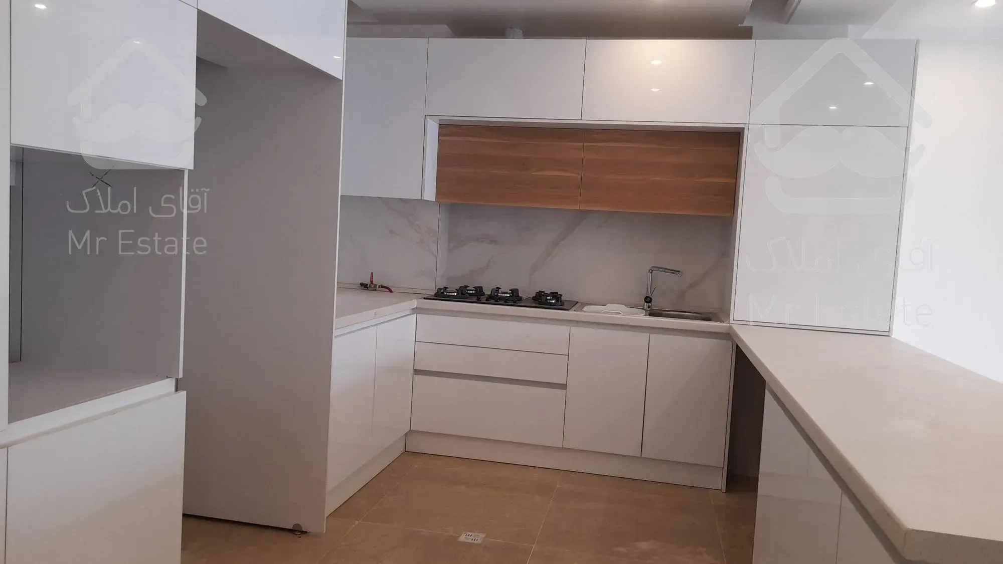 خرید آپارتمان دو خوابه صادقیه (سازمان برنامه شمالی )