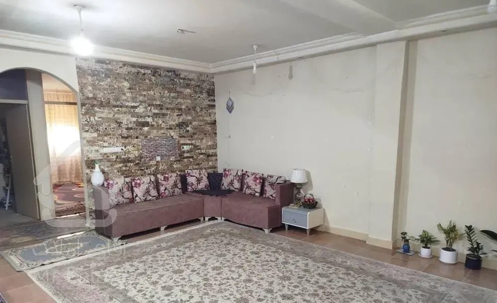 واحد ۹۰متری ۲خوابه