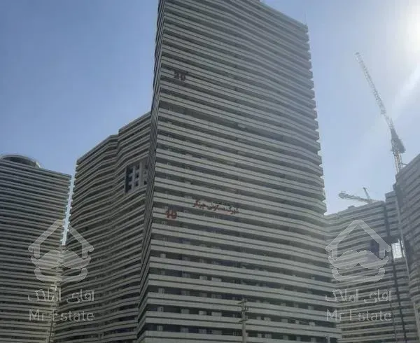 ۶۰ متر دریاچه چیتگر