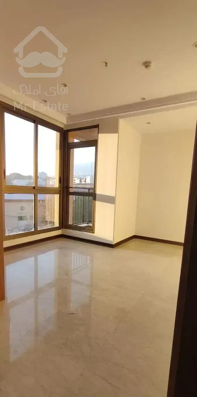 ونک شیخ بهایی شمالی 115متر2خواب(( ویو عالی))