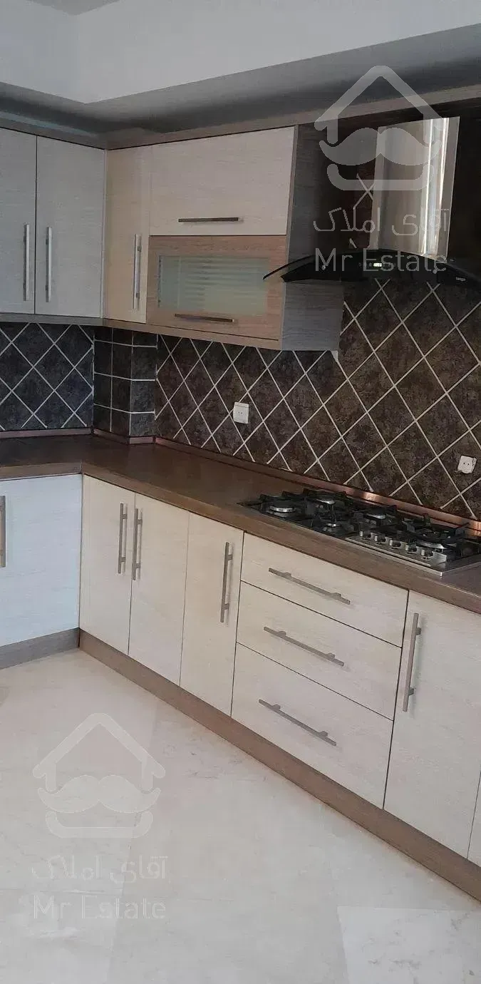 آپارتمان ۱۶۰ متر /۳خوابه /ویو  / برج باغ