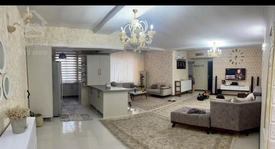 ۱۱۰ متر/۲ خواب/پارکینگ سندی/فول