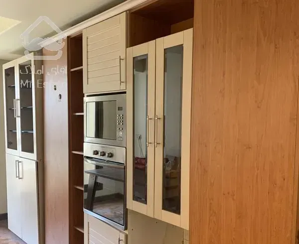 باغ فردوس ۲۲۵ متر ۳ خواب ۲ پارکینگ سندی