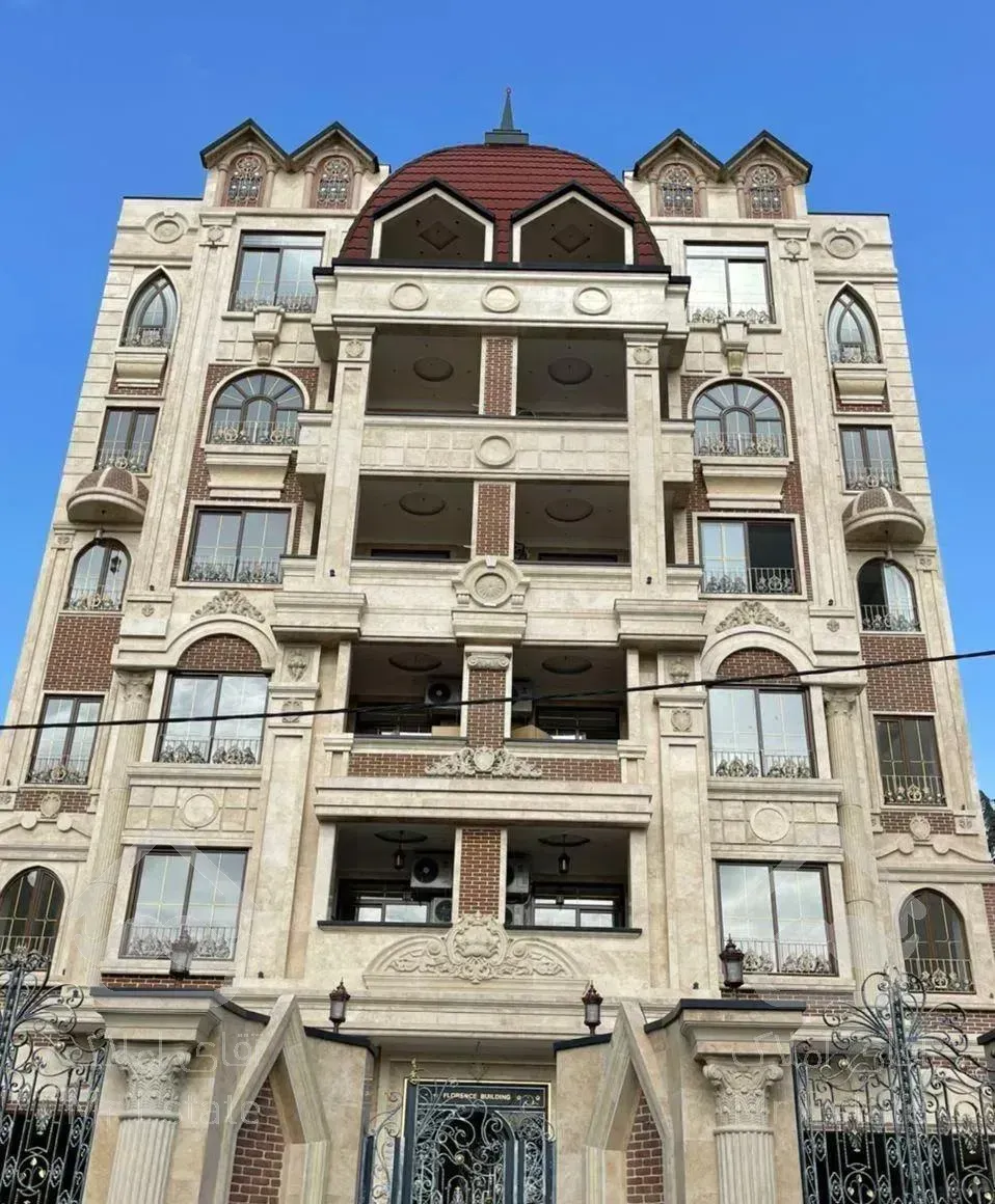 ۱۳۰متری/برند (ویو کل تهران)