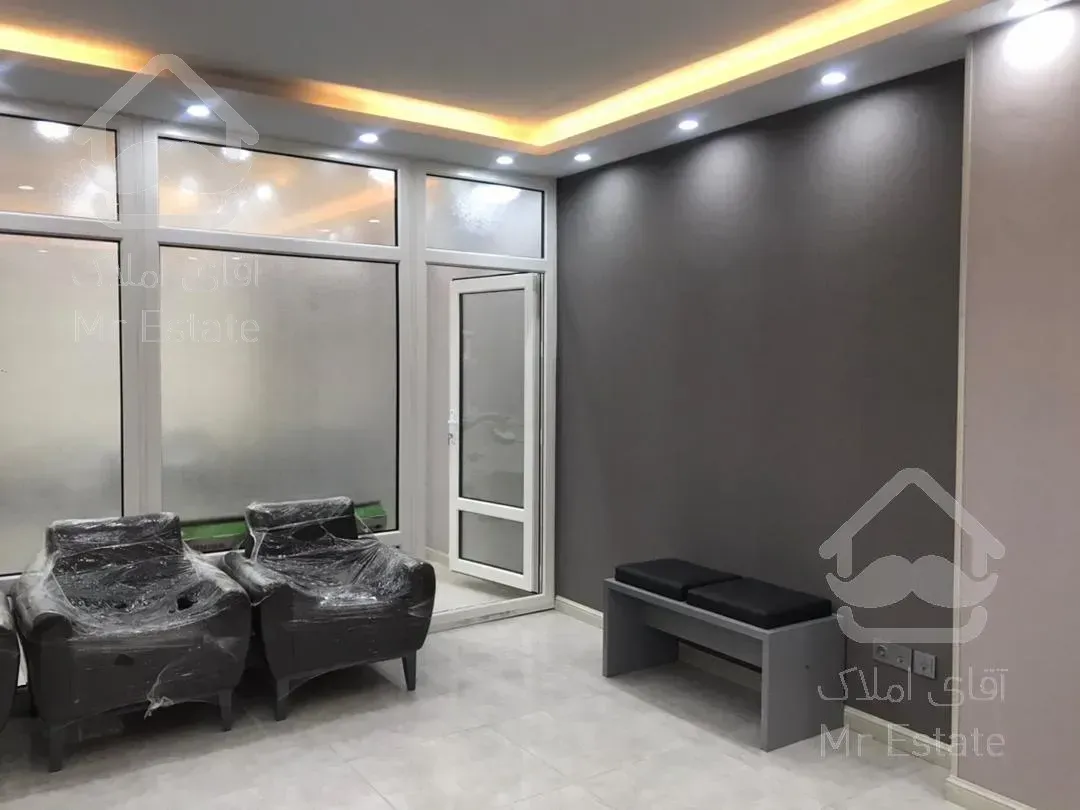 ۸۶ متر تابلوخور  صادقیه  مترو