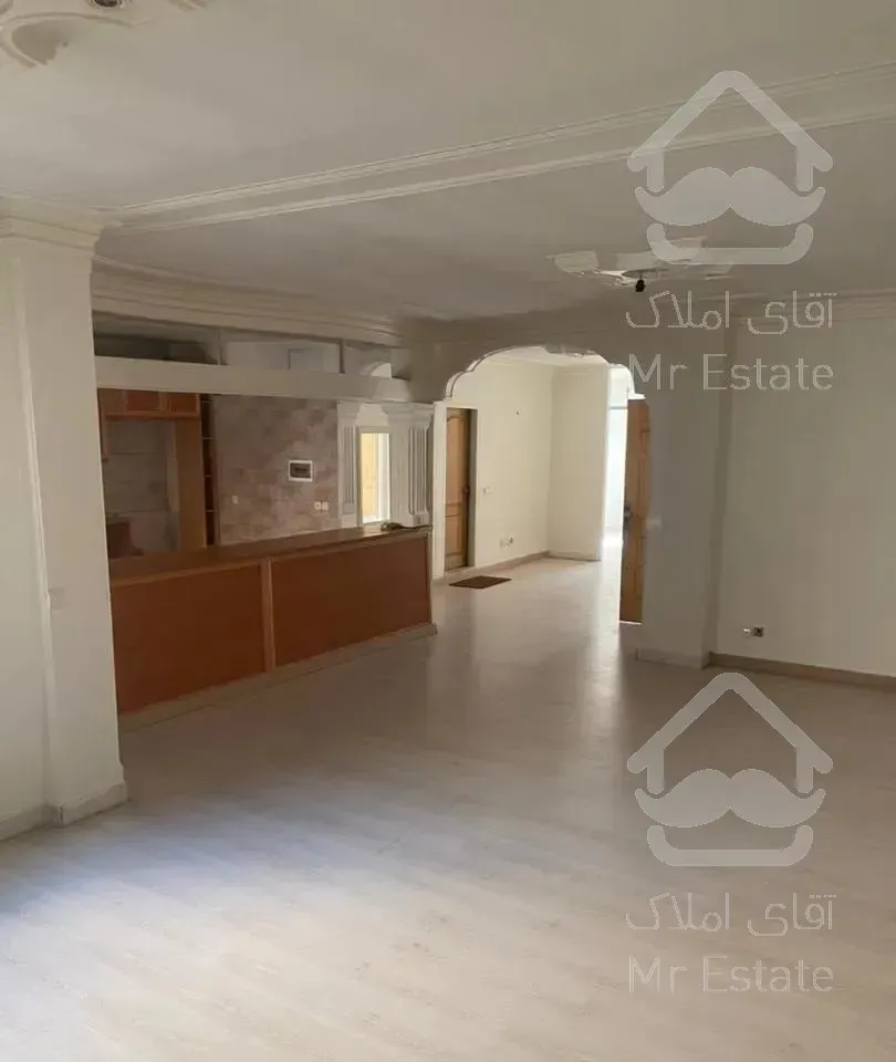 یک طبقه از دو طبقه در کوی فراز