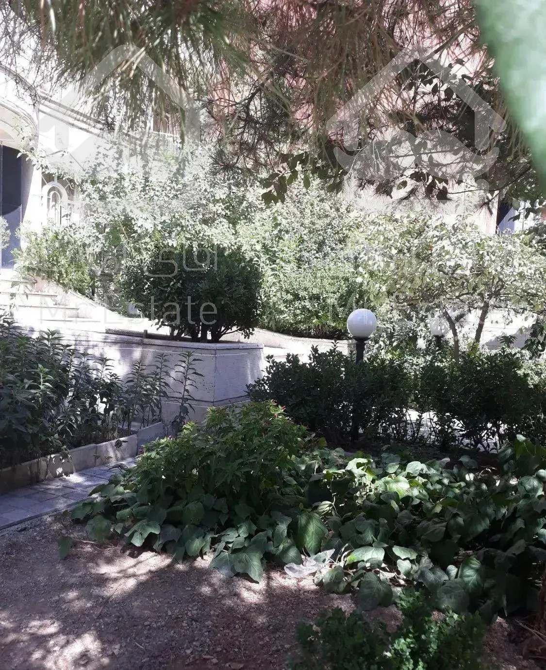 ولی عصر پارک وی ۱۲۰متر فول امکانات