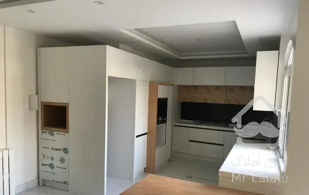 ۱۳۵متر/ساسان/فول دیزاین/دنج/دیپلمات نشین