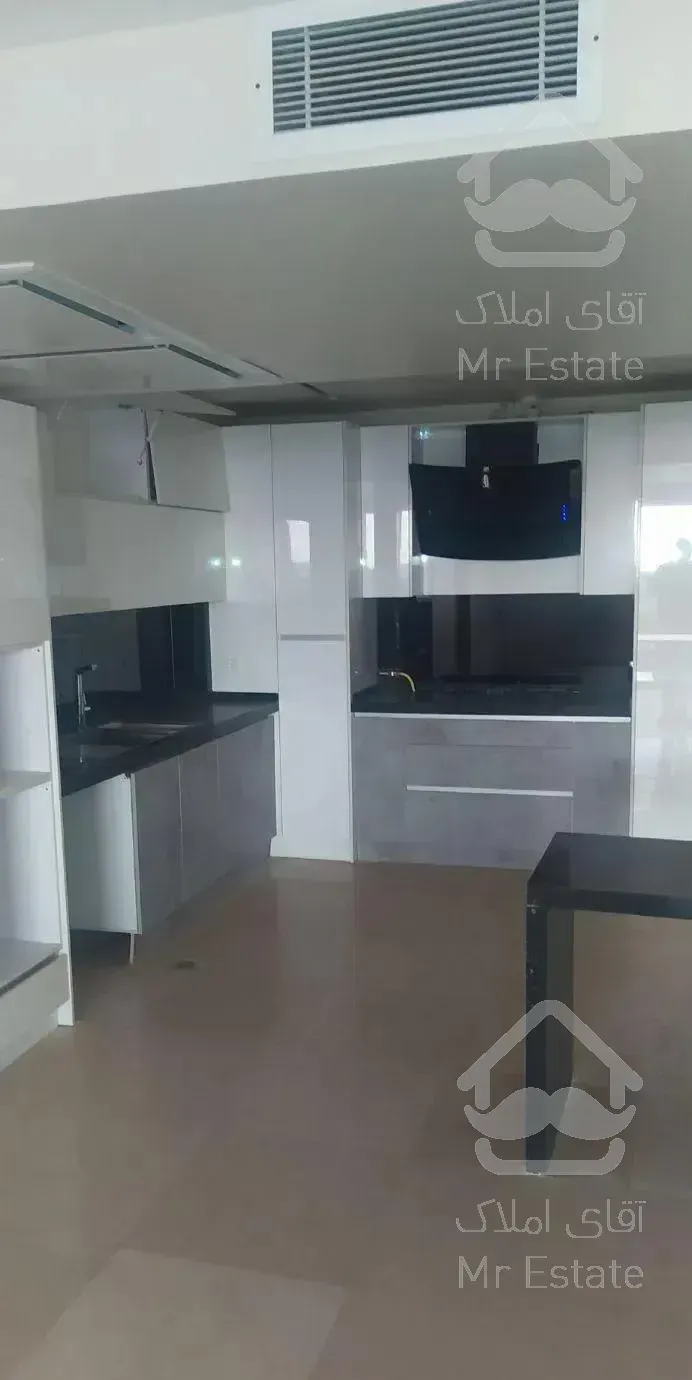 واحد 80 متری /با چشم اندازی /