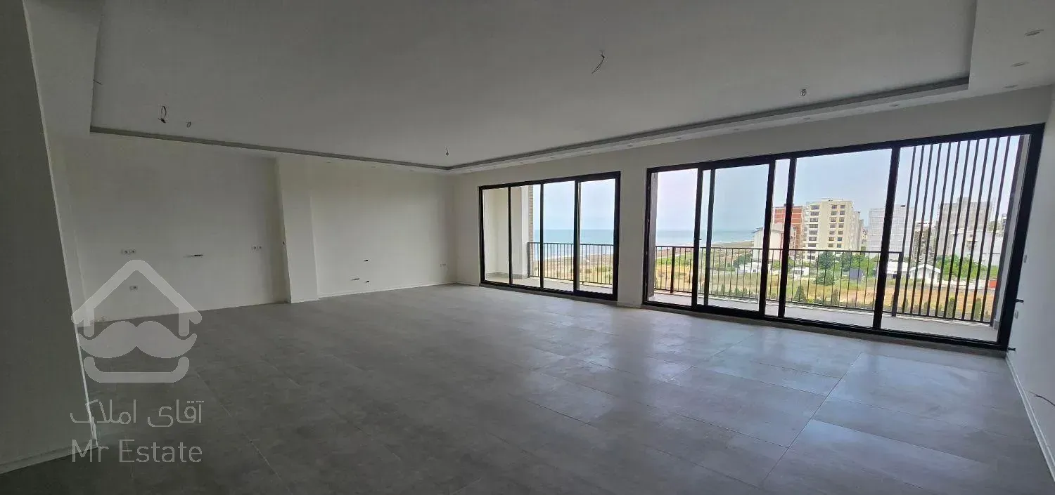 آپارتمان ساحلی طبقه۶ ویو ابدی نوساز۳خواب مستر فول