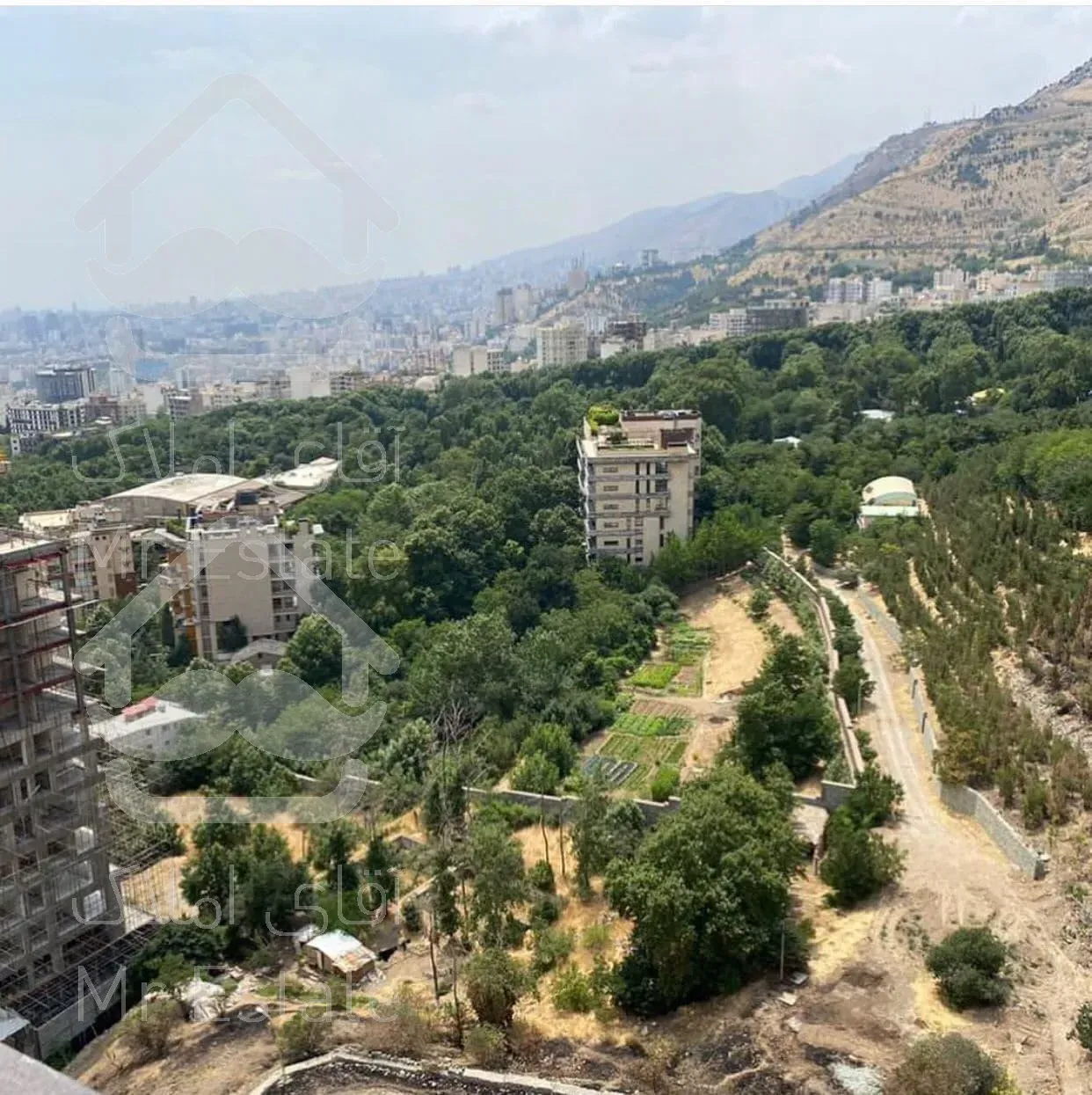 خرید آپارتمان 265 متری نیاوران