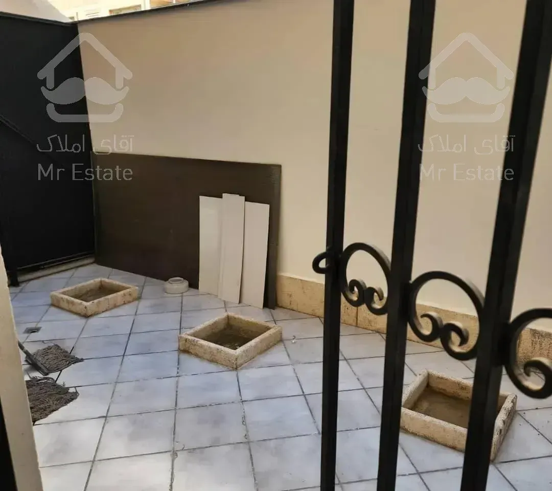 عباس آباد۹۳متر//حیاط دار