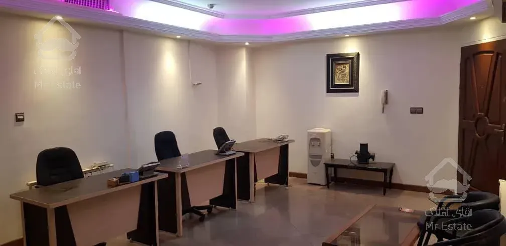 ۷۲ متر سند اداری بر فردوس شرق