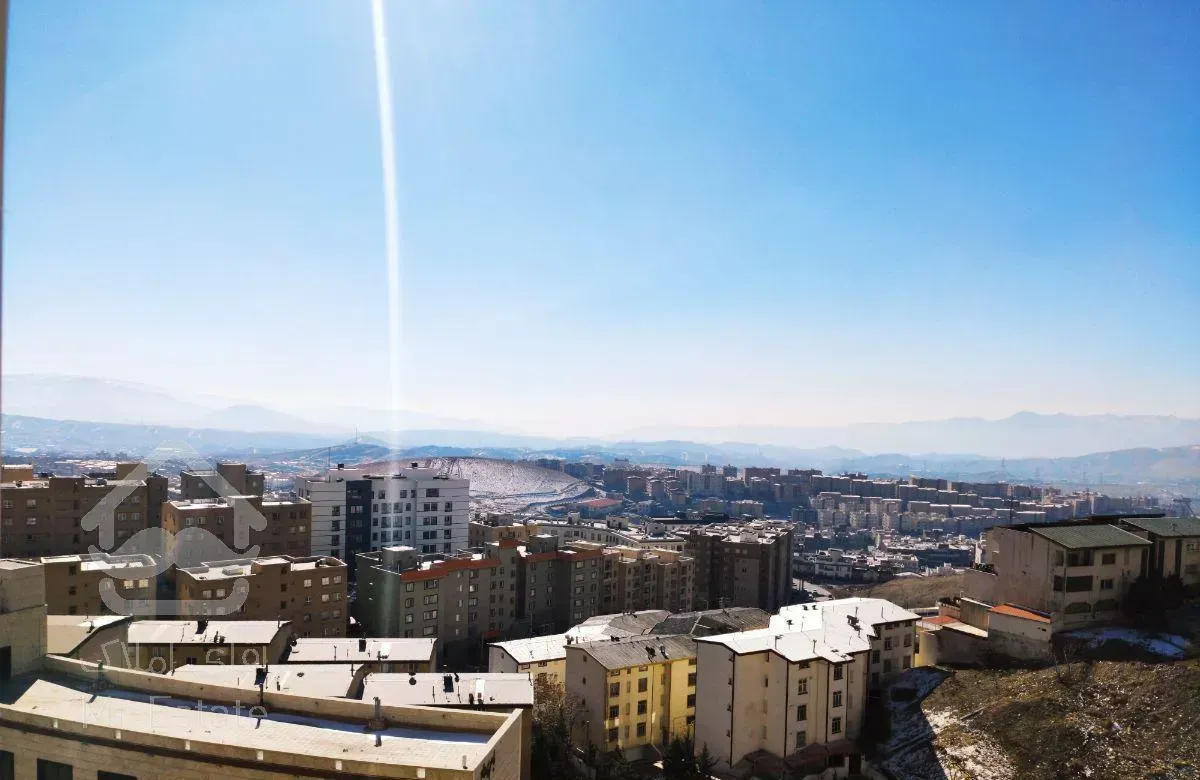 فاز۲محله ۳ طبقه ۷ جنوبی ۹۷ متری