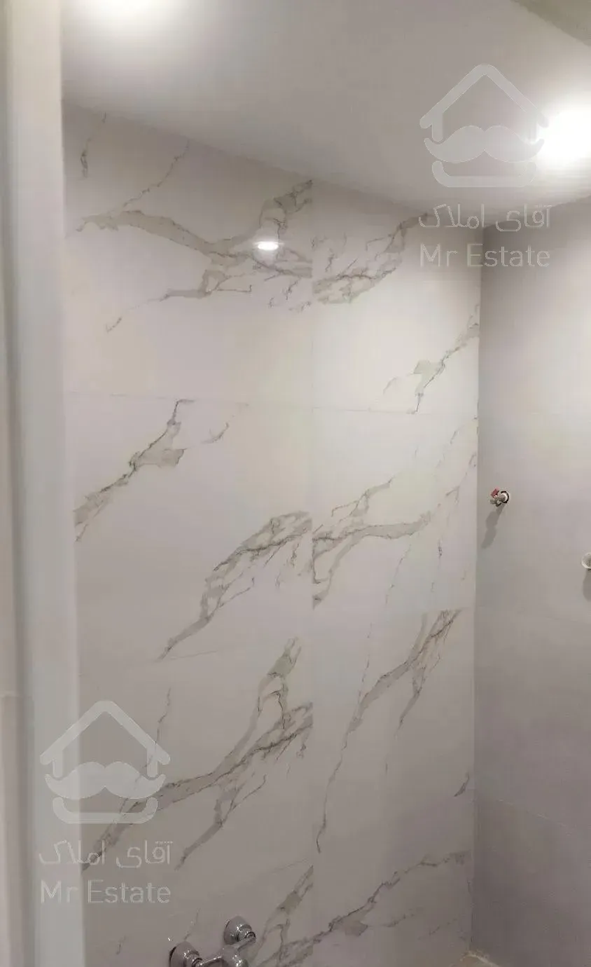 آپارتمان 121 متری فول امکانات کلید نخورده