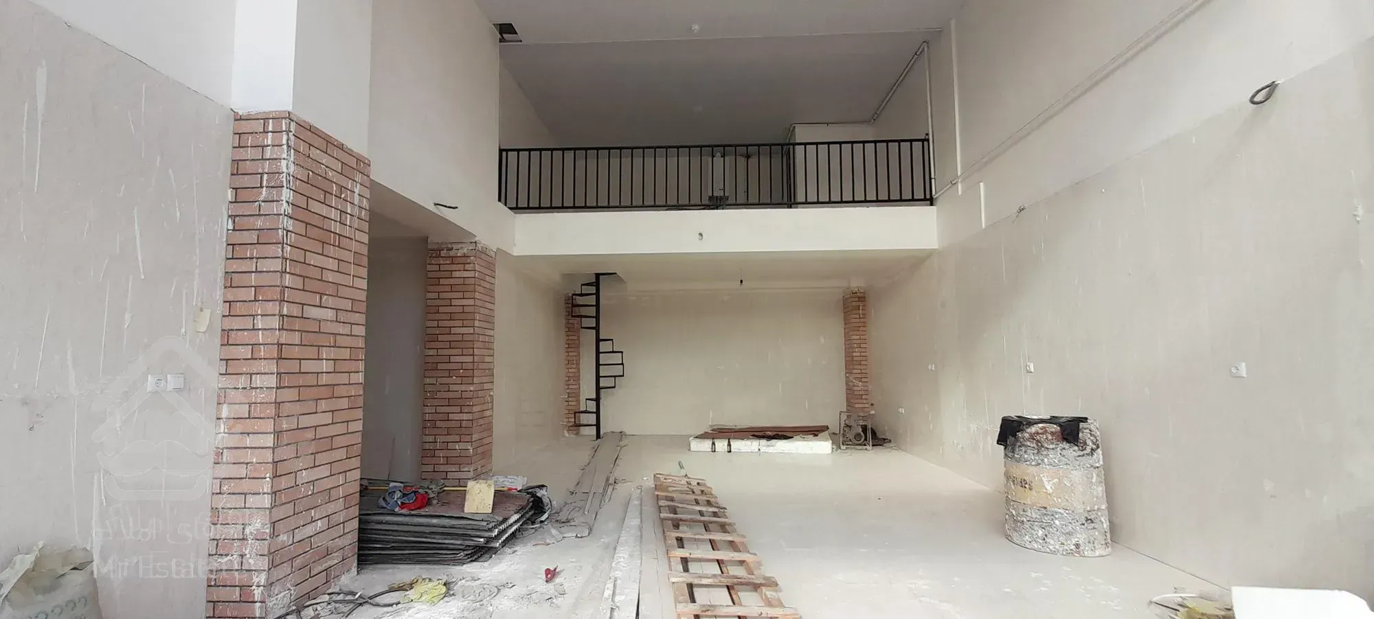 فروش مغاره ۷۸ متری بر اصلی میدان یخسازی