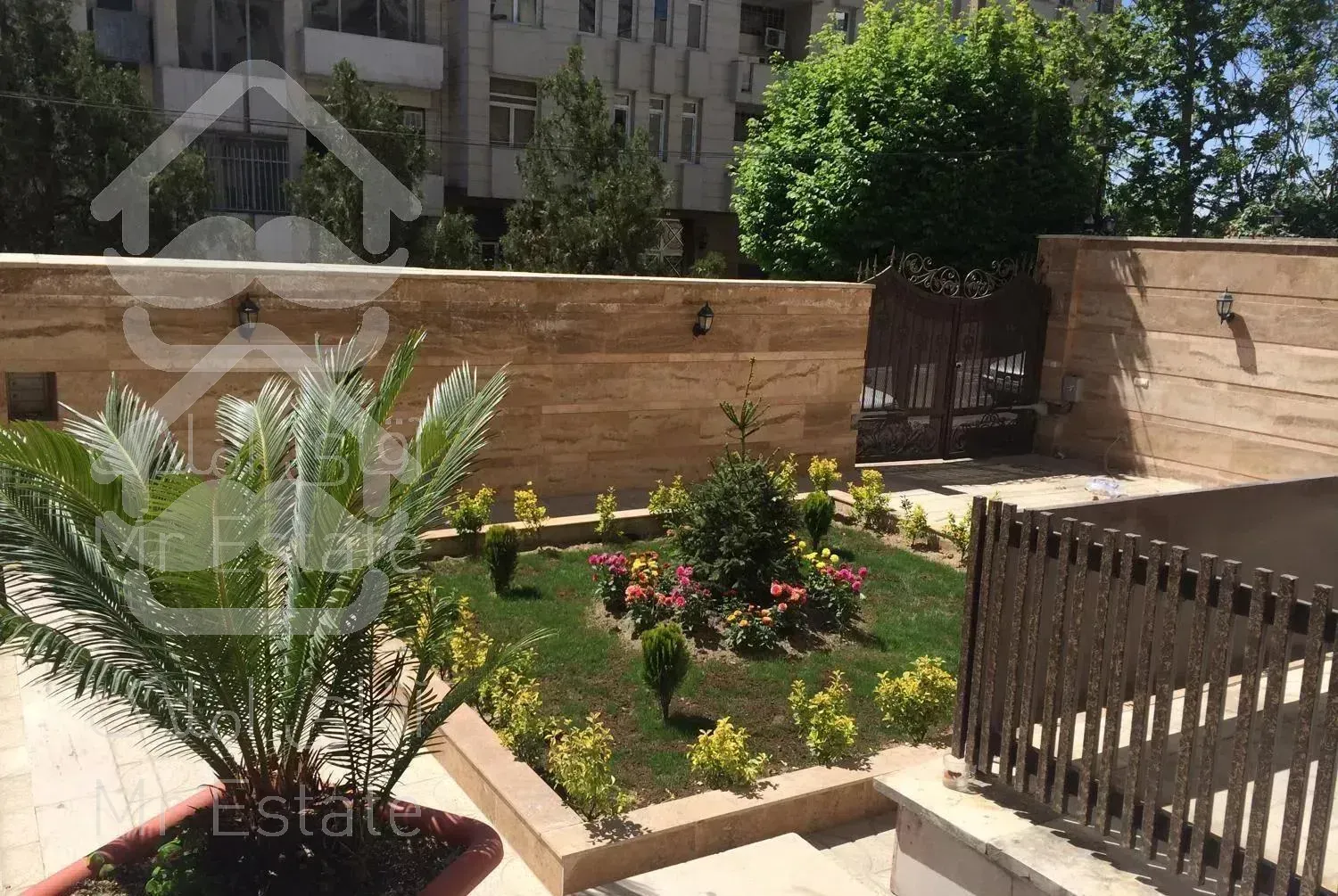 خوابگاه دخترانه  آوین