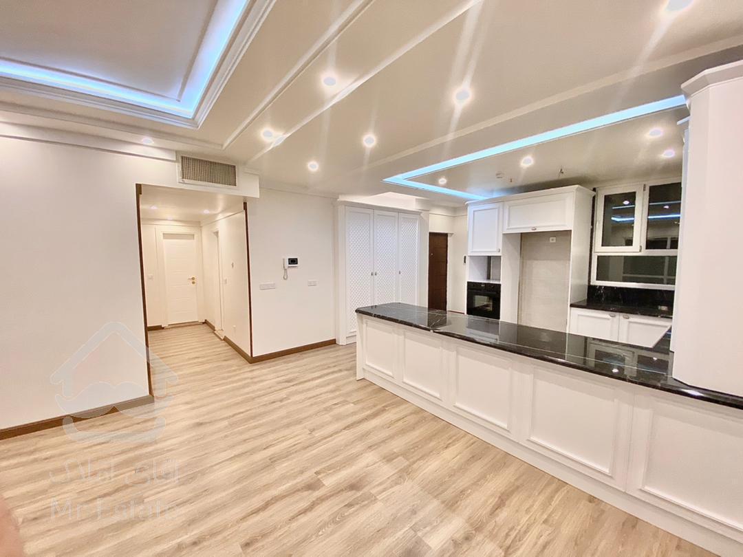 ۹۳متر نوساز فول فرنیش