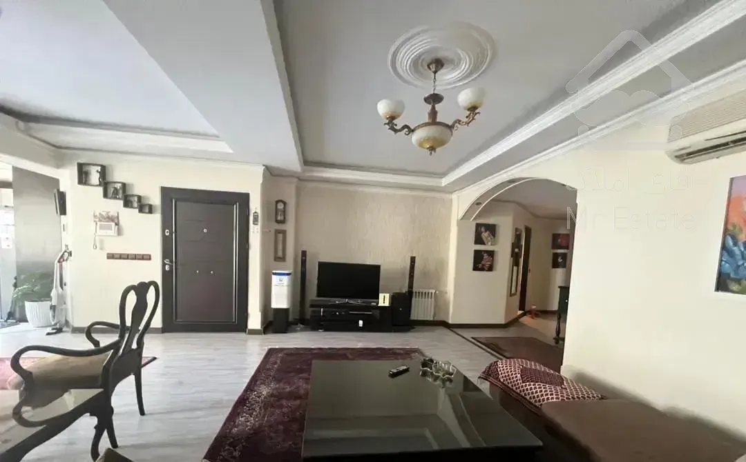 ۱۳۰ متر ۳ خواب تکواحدی ۸ ساله شهرک غرب توحیدها