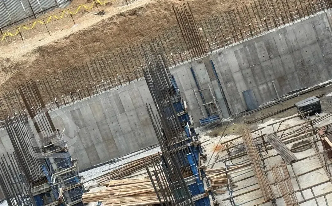 ۱۲۵ متر / فول/معماری بی نظیر/ روف گاردن / جیم