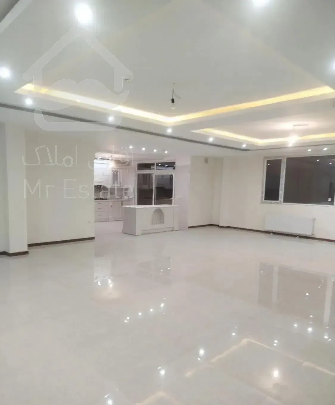 ۲۳۵ متر فول صفر ابتدای فکوری لوکیشن اعیانی ۴ خواب