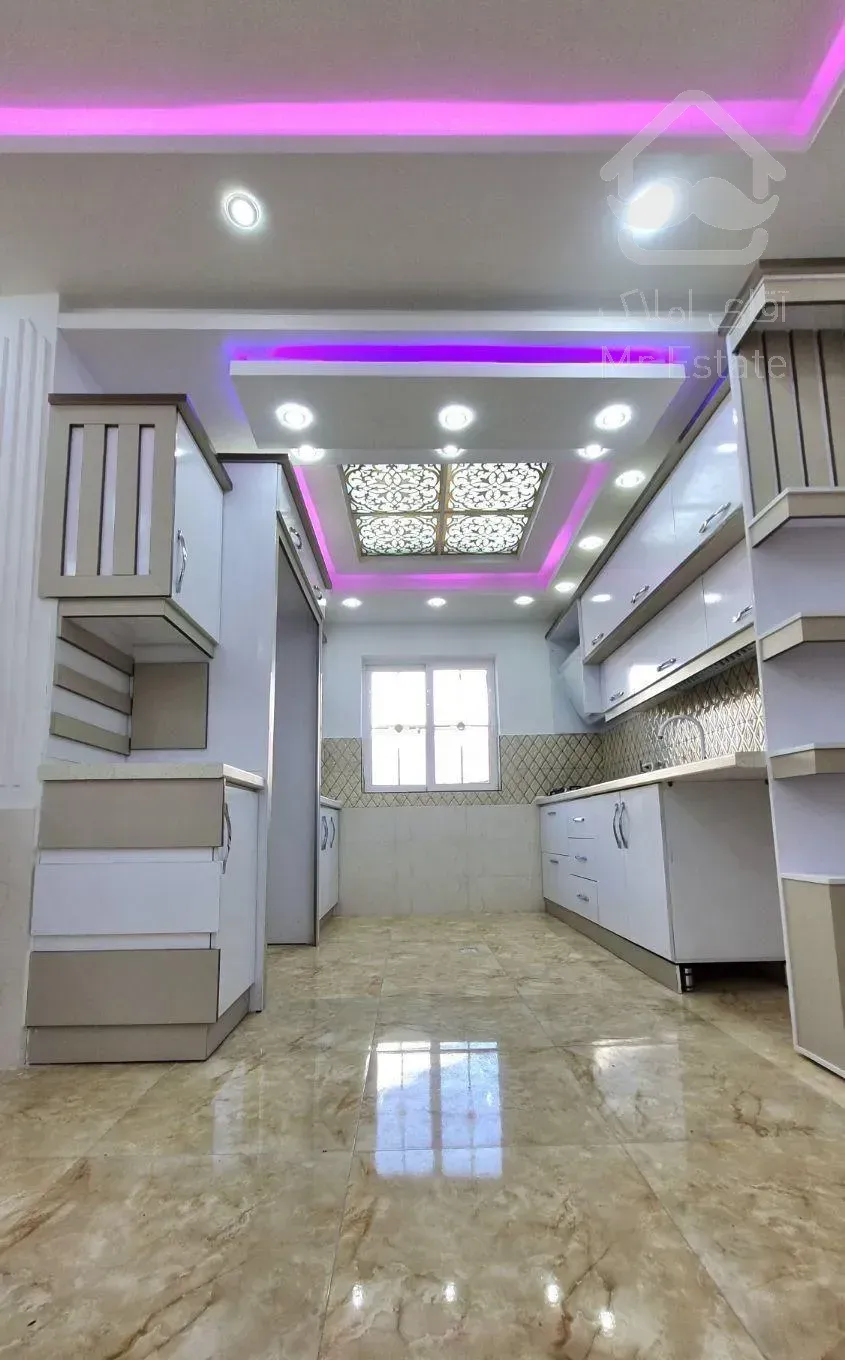 ویلای دوبلکس شخصی 254متر سه خواب نزدیک شهر