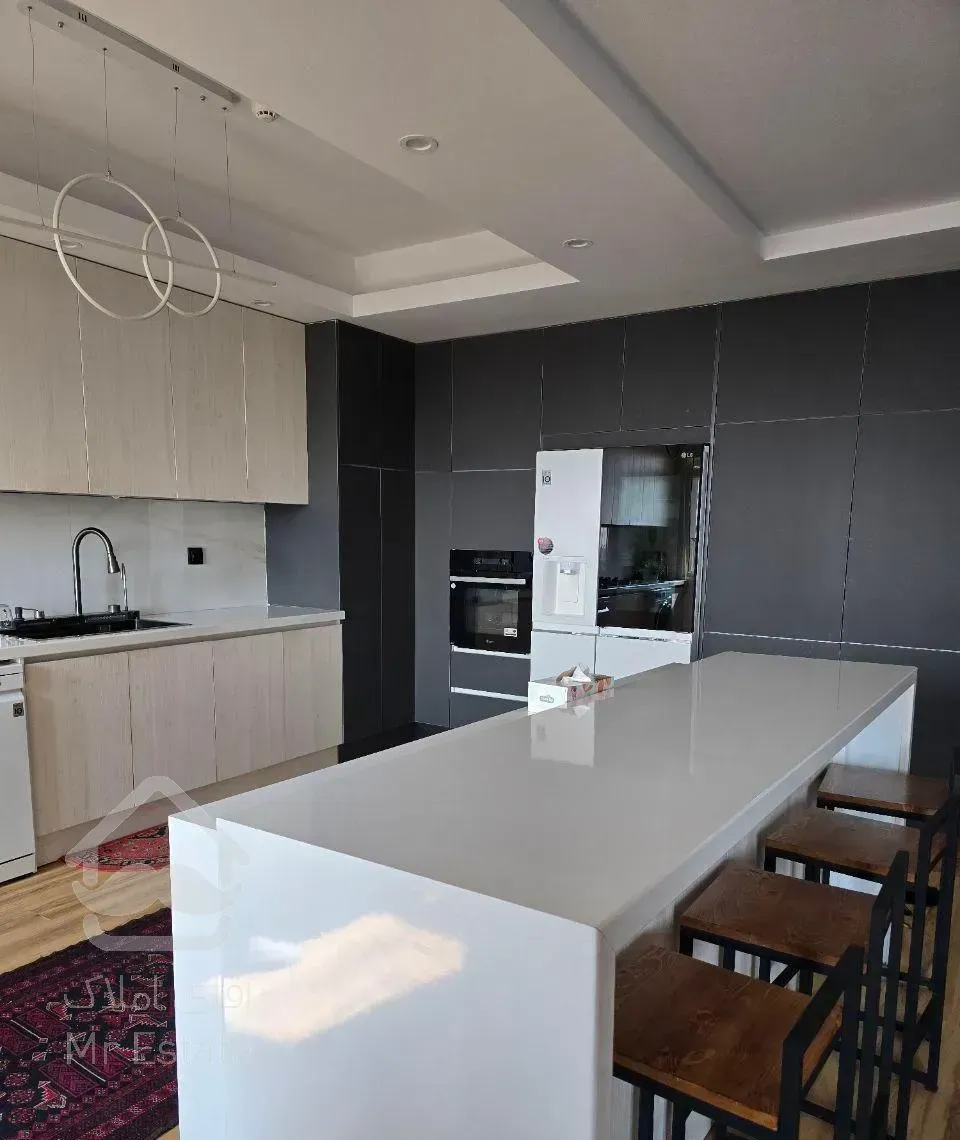 فروش آپارتمان ۱۷۰ متری تک واحدی