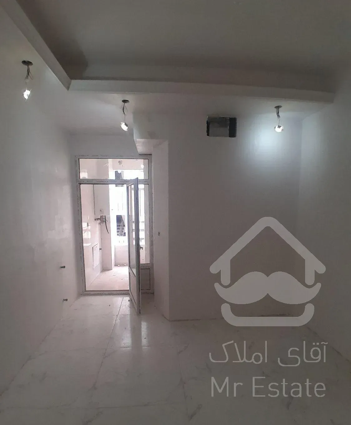 فروش ۷۰ متر کلید نخورده پیروزی طبرسی