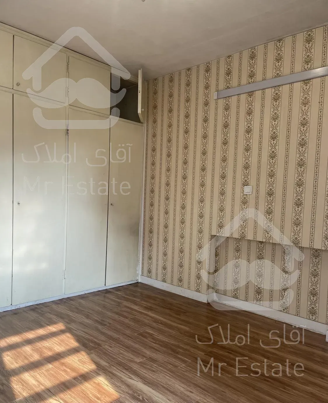 سعادت آباد 104 متر اداری سرو غربی مروارید