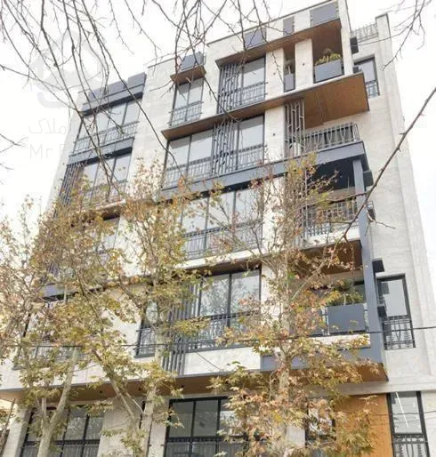 ۱۰۰ متر خوش نقشه زنبق